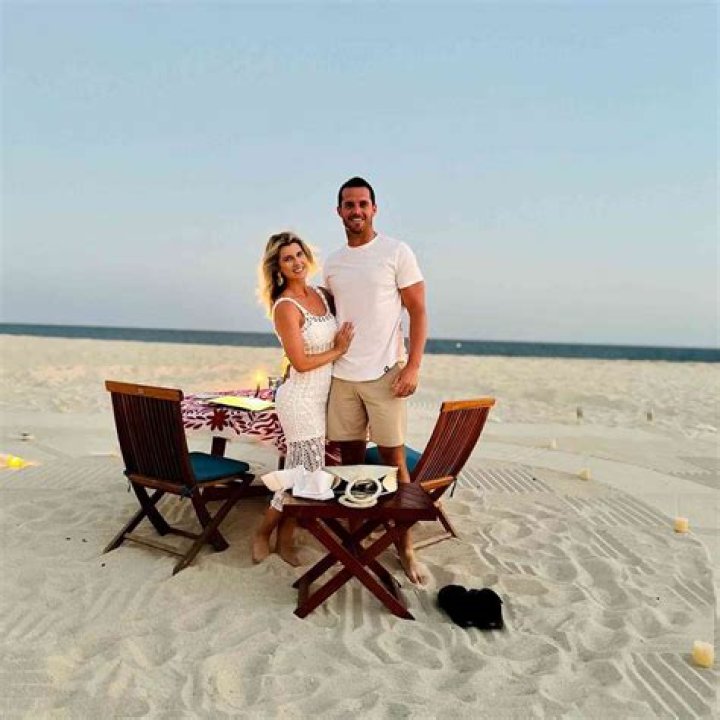 Derek Carr’s wife: What does Heather Neel do for a living?