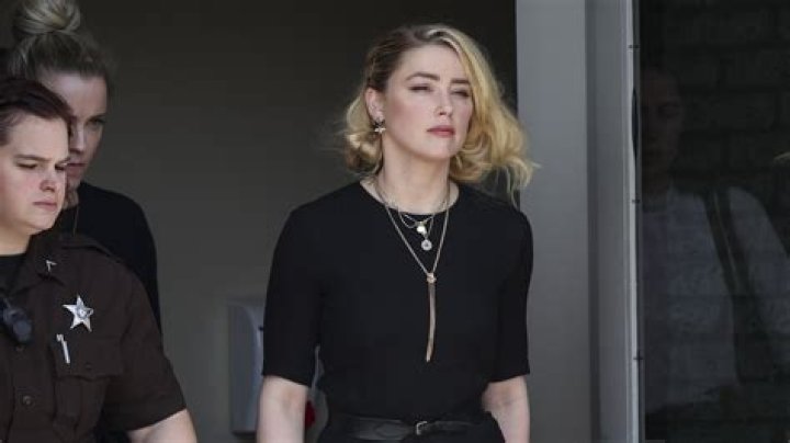 Did Amber Heard actually drop to -$8 million on Celebrity Net Worth?
