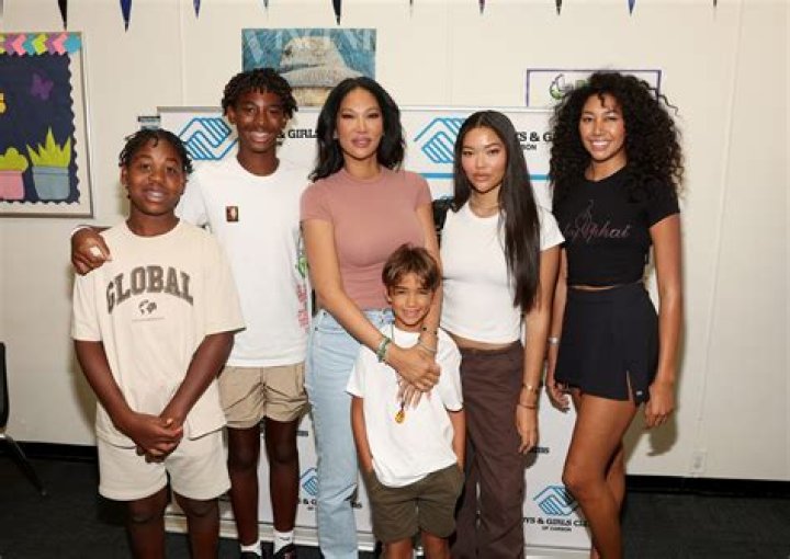 Did Kimora Lee Simmons adopt her children? Which of Kimora Lee Simmons’ child did she adopt?