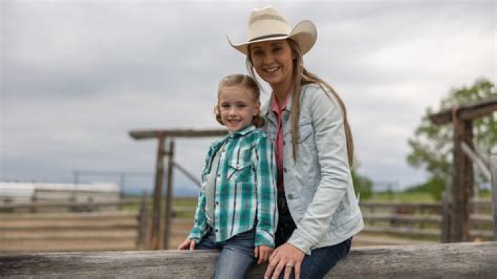 Does Amber Marshall Have A Child? – Celebrity