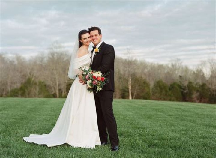 Does Brett Marry The Chaplain? – Celebrity