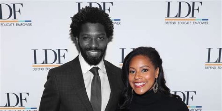 Does Leslie Abrams Gardner have kids?