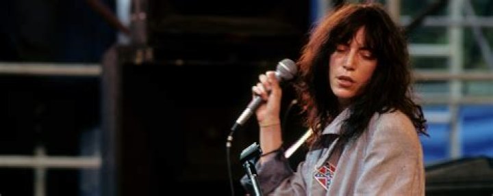 Does Patti Smith have a tattoo?