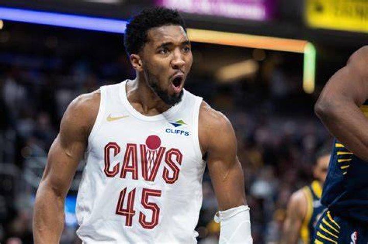 Donovan Mitchell Height: How Tall Is Donovan Mitchell?
