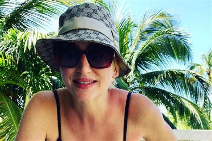 Dorinda Medley in Bathing Suit Says "I Miss Being on Vacation" — Celebwell