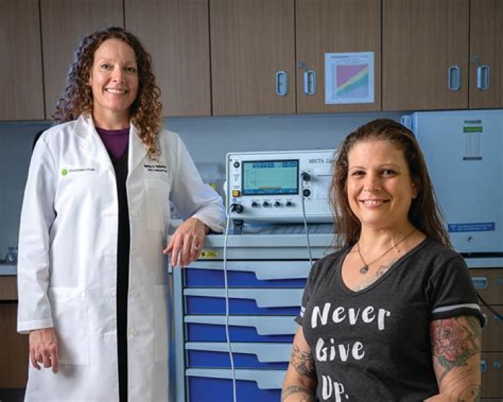 Dr. Amy (Kramper) Zippay, MD – Saint Louis, MO