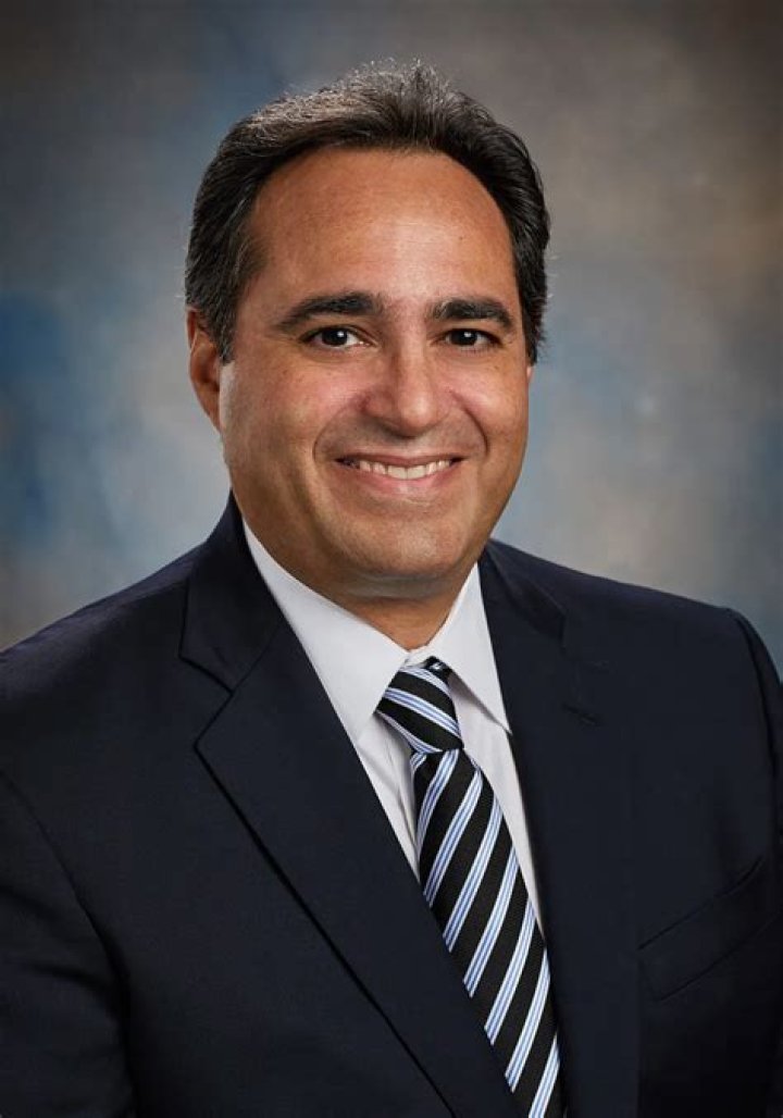 Dr. Andres Melendez-Dedos, MD – Fort Myers, FL