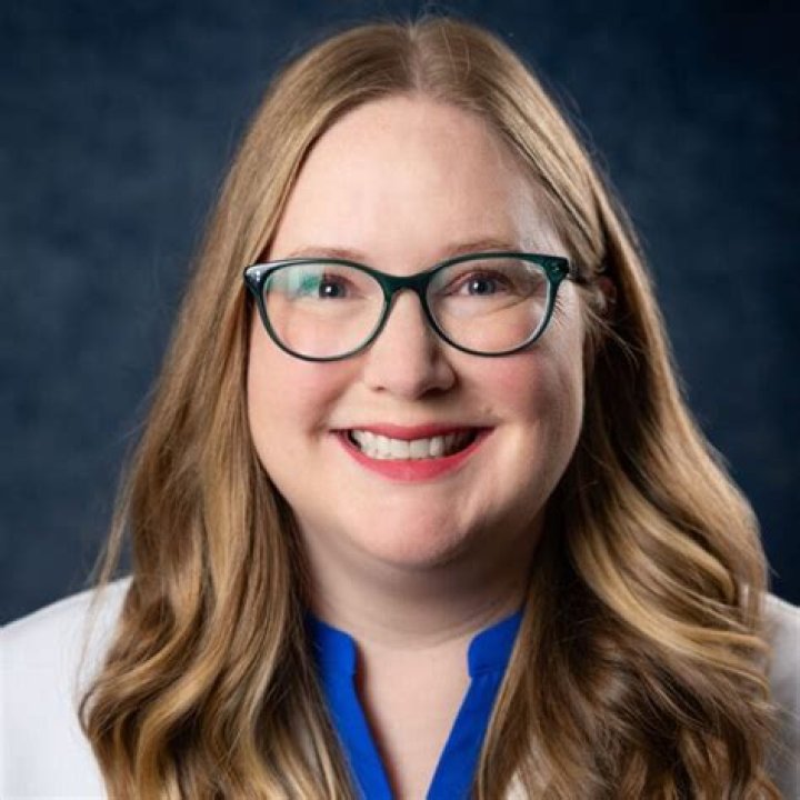 Dr. Brittany (Dokter) Johnston, MD – Andover, MN