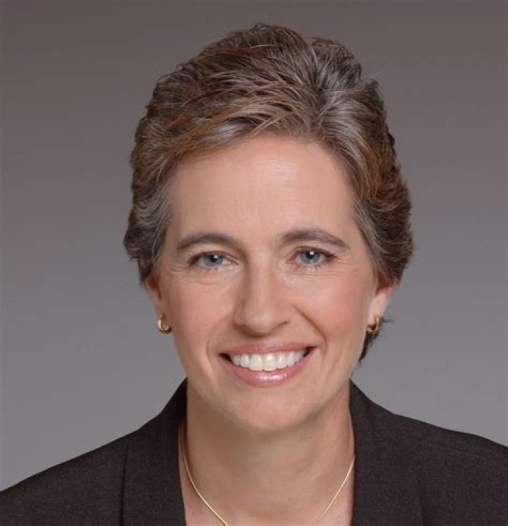 Dr. Byrne Solberg, MD – Malvern, PA
