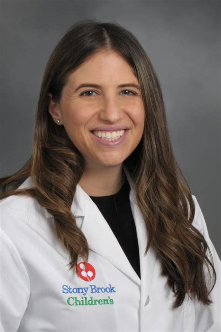 Dr. Chanak Chantachote, MD – Stony Brook, NY