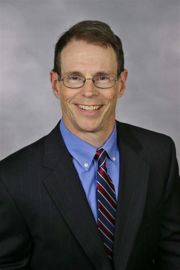 Dr. Douglas Harrington, MD – Pekin, IL
