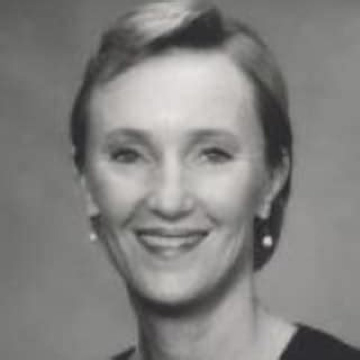 Dr. Elizabeth Laroche, MD – Murfreesboro, TN