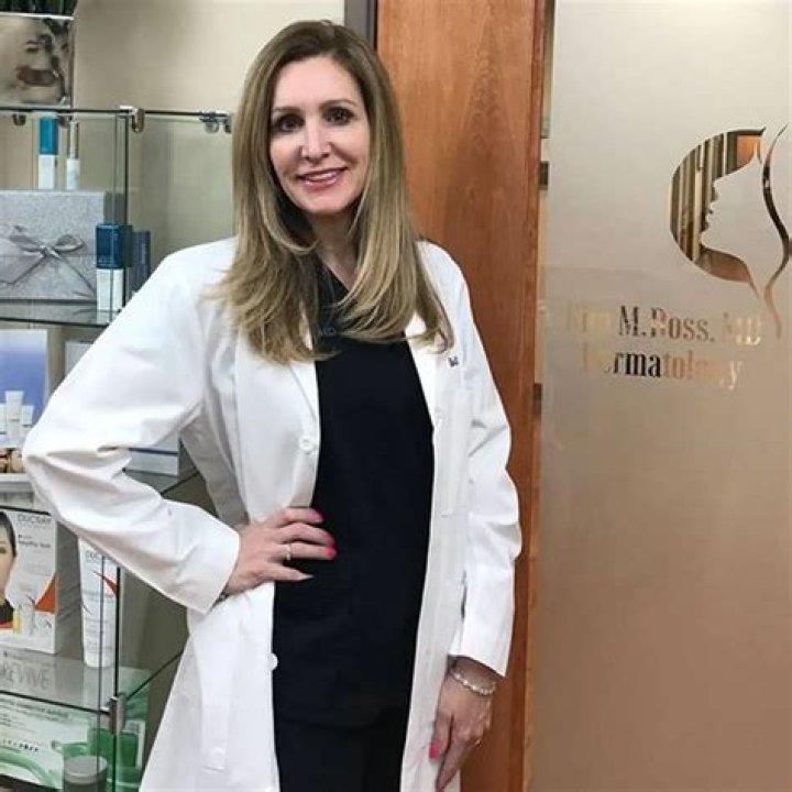 Dr. Emma Ross, MD – Avon, IN