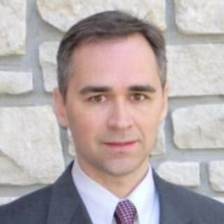 Dr. Eric Trueblood, MD – Bloomington, IN