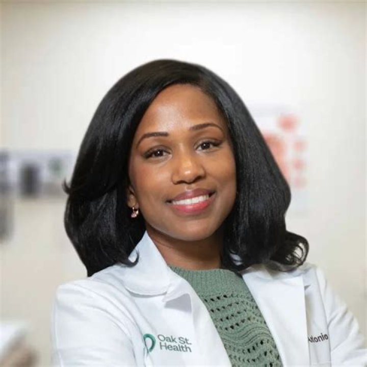 Dr. Jaquelin Colon Marin, MD – Hatillo, PR