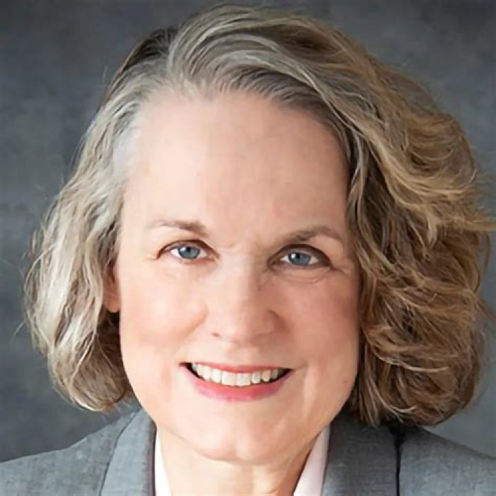 Dr. Julie Bates, MD – Brookville, NY