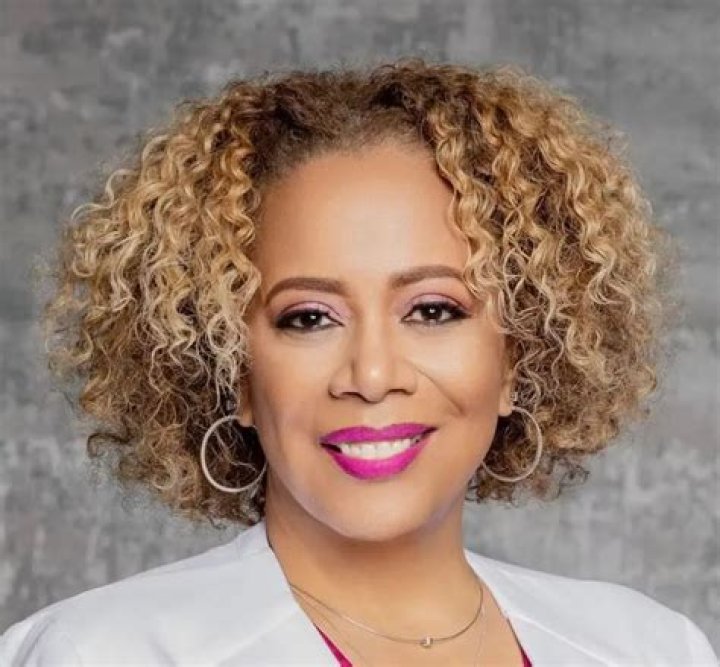 Dr. Kenya Thomas, MD – Chicago, IL