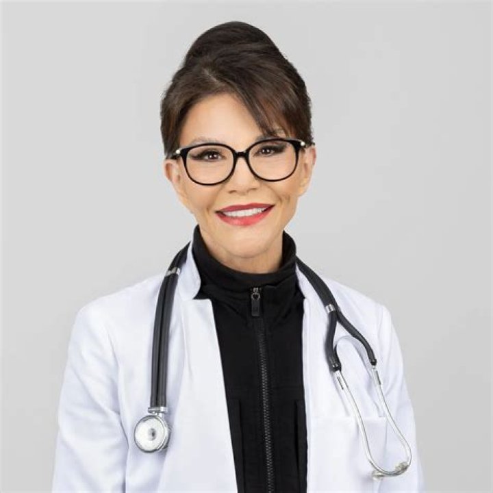 Dr. Khin Oo, MD – Pasadena, CA