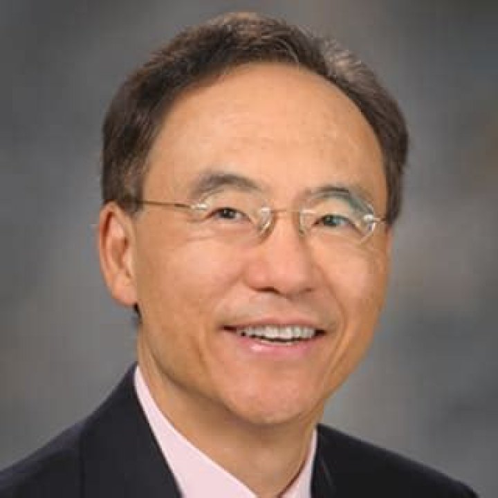Dr. Larry Kwak, MD – Duarte, CA