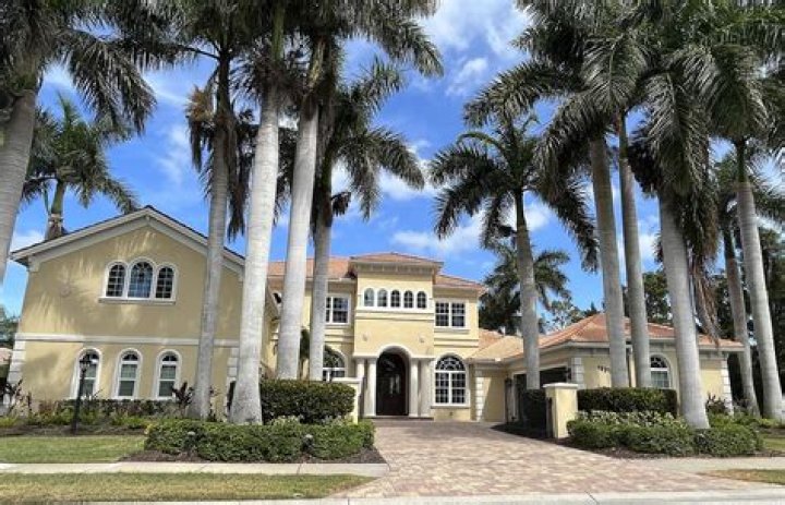 Dr. Leslie Diaz, MD – North Palm Beach, FL