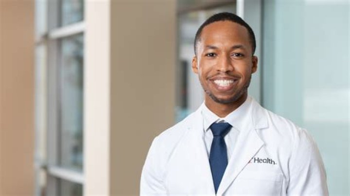 Dr. Nathaniel Charter, MD – Clarksville, TN