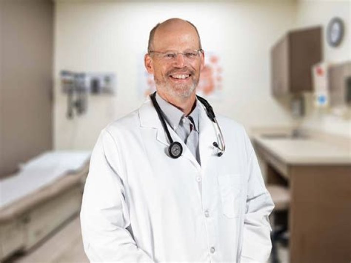 Dr. Nigel Newman, MD – Warren, OH