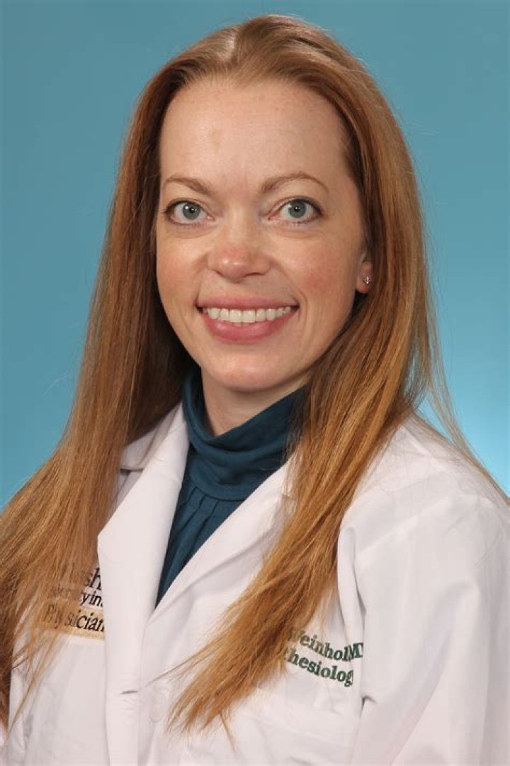 Dr. Pamela Weinhold, MD – Shawnee, KS