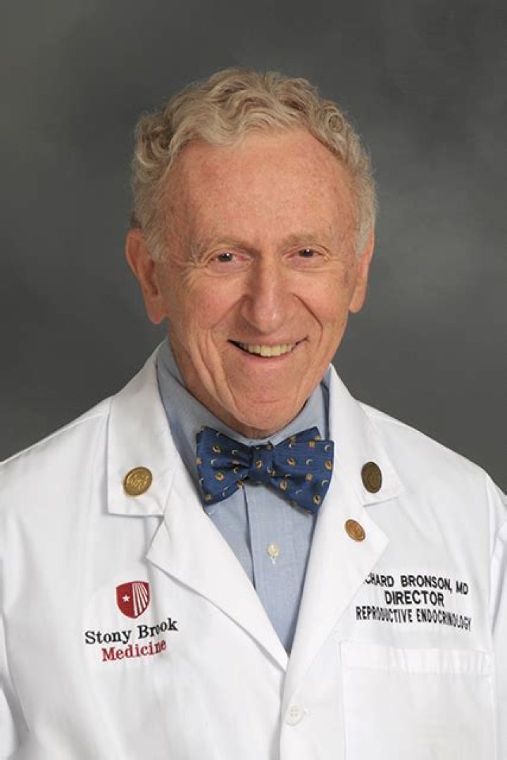 Dr. Richard Bronson, MD – Mineola, NY