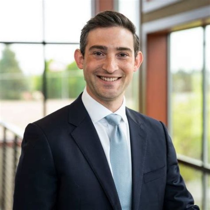 Dr. Robert Holtzman, MD – Rockville Centre, NY