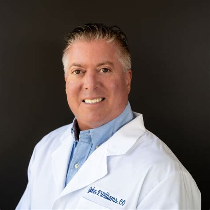 Dr. Robert Kelliher, MD – Walpole, MA