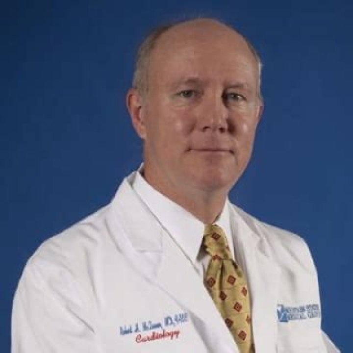 Dr. Robert McQueen, MD – Morristown, TN