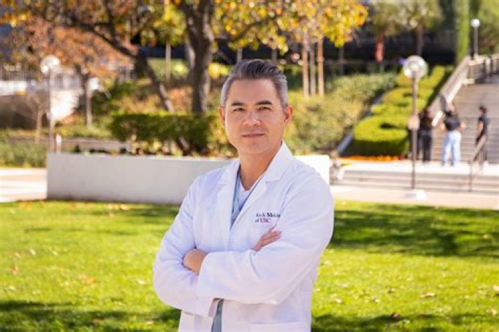 Dr. Samuel Raymond, MD – Fairfield, CA
