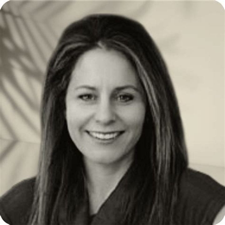 Dr. Sarah Graff, MD – Newport Beach, CA