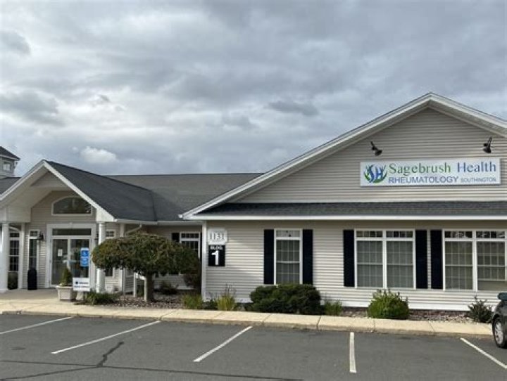 Dr. Susan Savulak, MD – Southington, CT