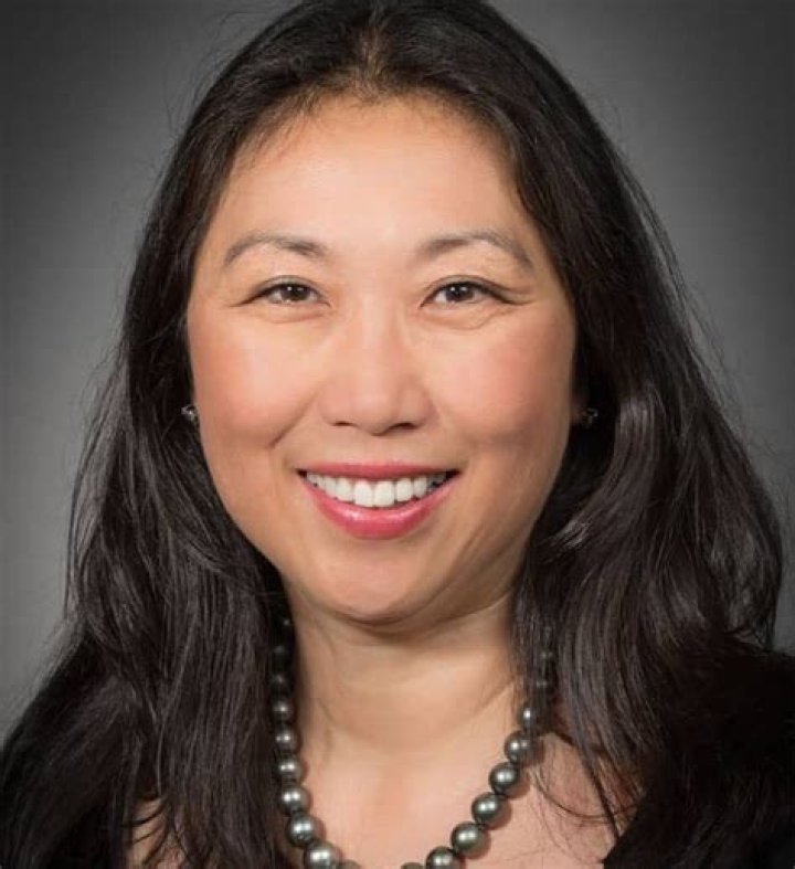 Dr. Tara (Gengenbach) Holm, MD – Minneapolis, MN
