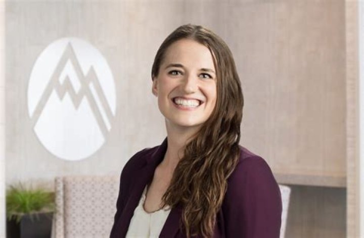 Dr. Thomas (Kersten) Boden, MD – Eden Prairie, MN