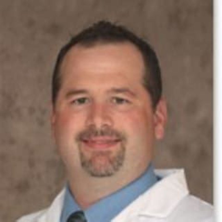 Dr. Travis Baes, MD – Flint, MI