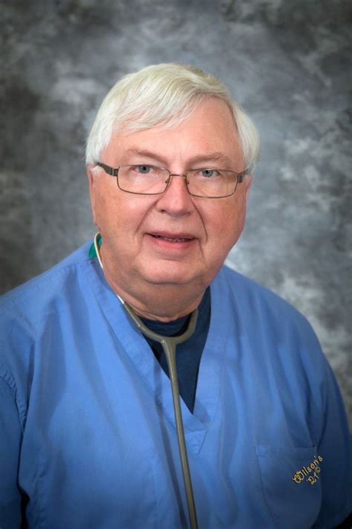 Dr. Warren Macy, MD – Greencastle, IN