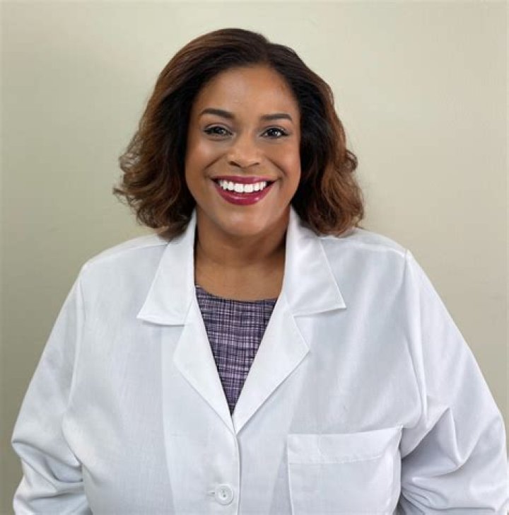 Dr. William Glover Jr., MD – Fairfax, VA