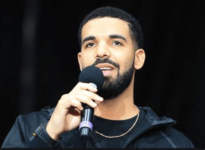 Drake Jokingly Corrects Article Stating That He Helped Kehlani Name Her Album