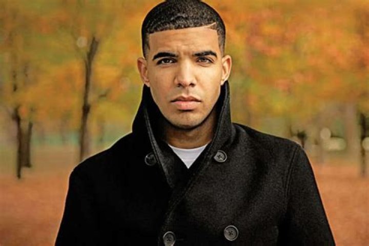 Drake Viciously Trolled Online For His ‘Ugly’ Back Tattoos