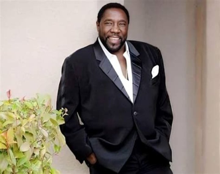 Eddie Levert Is Alive and Well.. Eddie Levert is Not Dead