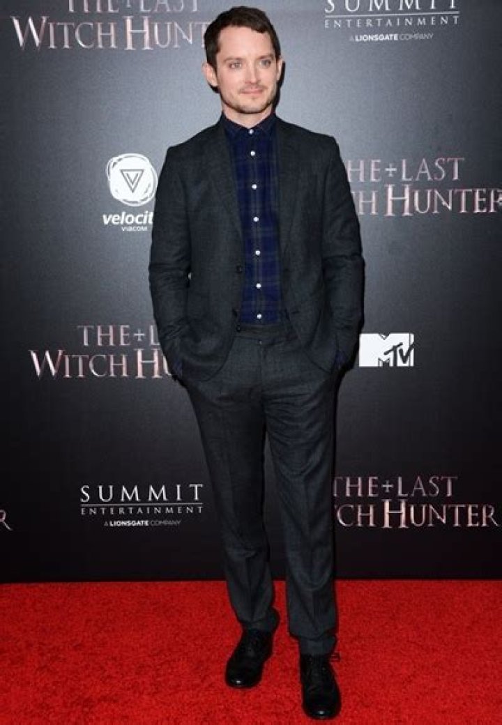 Elijah Wood Height Weight Body Measurements Shoe Size Age Ethnicity