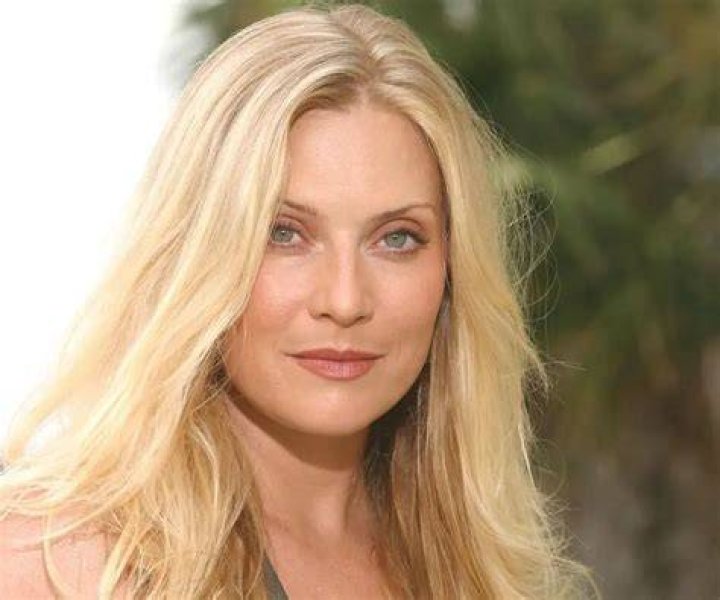Emily Procter Bio, Wiki, Age, Height, Husband, Family, House, Movies, Tv Shows, and Net Worth