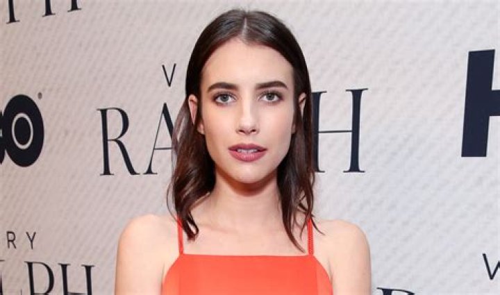 Emma Roberts in Bathing Suit Says “It’s Summer Somewhere” — Celebwell