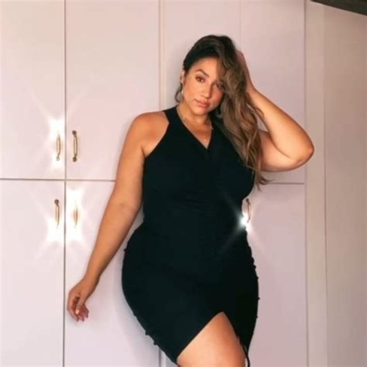 Erica Lauren- Bio, Age, Height, Net Worth, Boyfriend, Dating