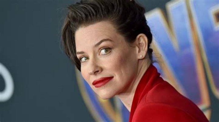 Evangeline Lilly Offers Sincere Apology Over Her ‘Arrogant’ Comments About The Coronavirus Outbreak – Read The Lengthy Letter!