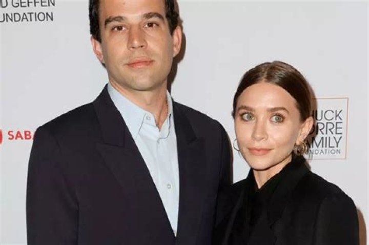 Everything we know about the non-public husband of Elizabeth Olsen