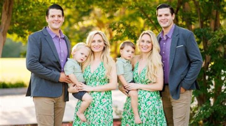 Fallon Sherrock Bio, Age, Son, Net worth, Married, Twin Sister, Instagram, Latest, Family