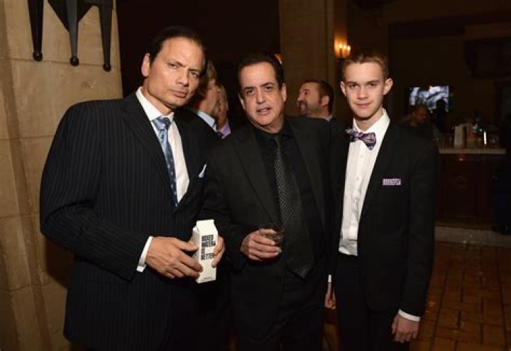Frank Vallelonga Jr. family, wife, children, parents, siblings